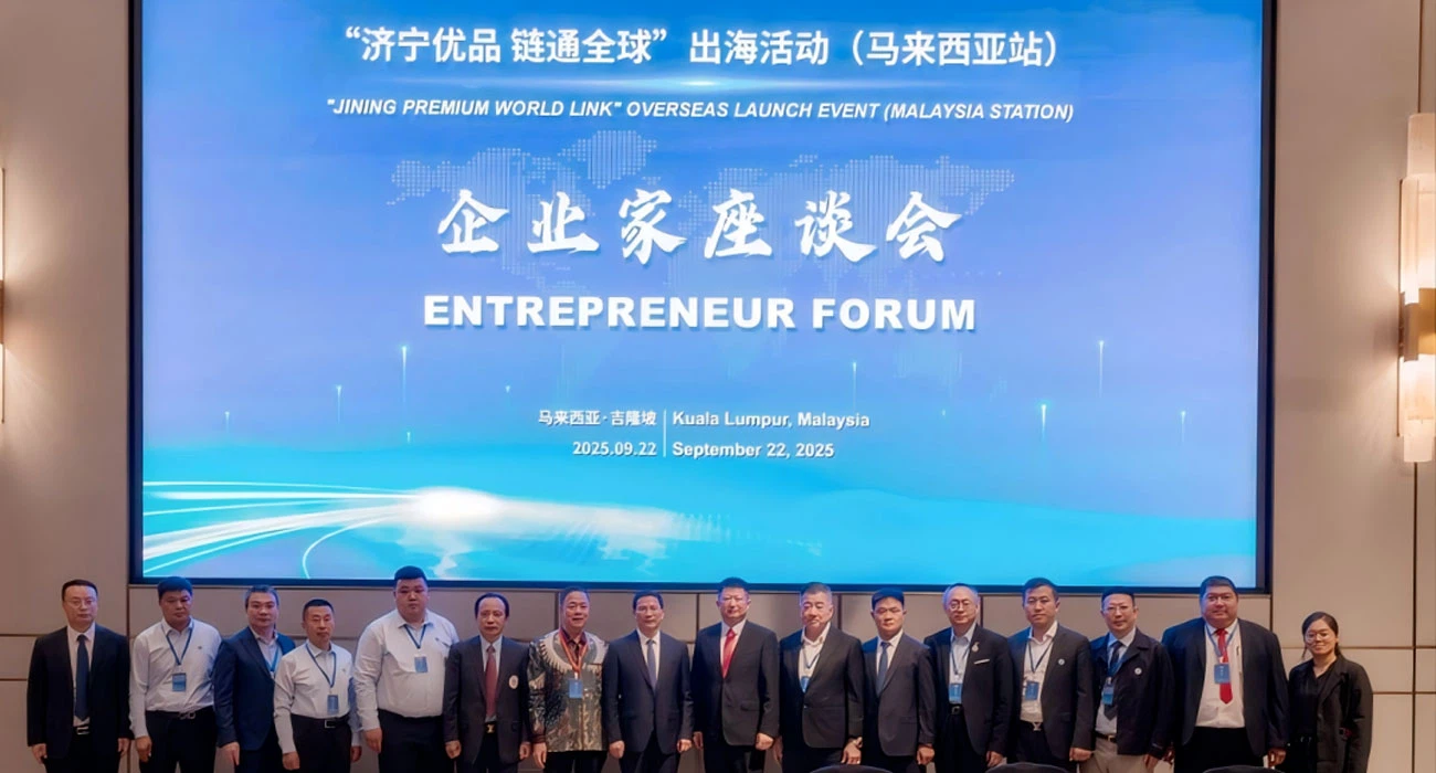 VANSE Group signed a contract in Kuala Lumpur establishing its manufacturing power in Southeast Asia VANSE Group signed a contract in Kuala Lumpur establishing its manufacturing power in Southeast Asia