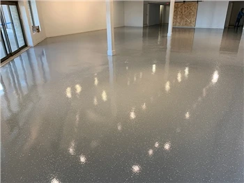 Betonlézeres esztrichgép - modern gép nagy cementfelületek keményítésére